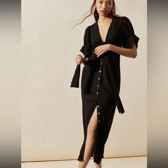 Free People Dresses & Skirts - Free People Vintage Summer Ruched Button Midi Dress